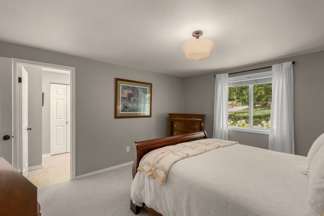 Bedroom, upper level